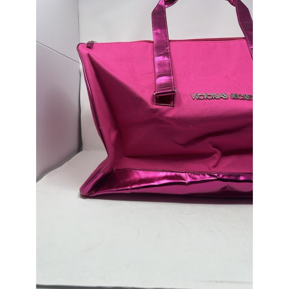 Victoria's Secret Travel Tote Bag Hot Pink Foil NWT $99 MSRP - Picture 3 of 6